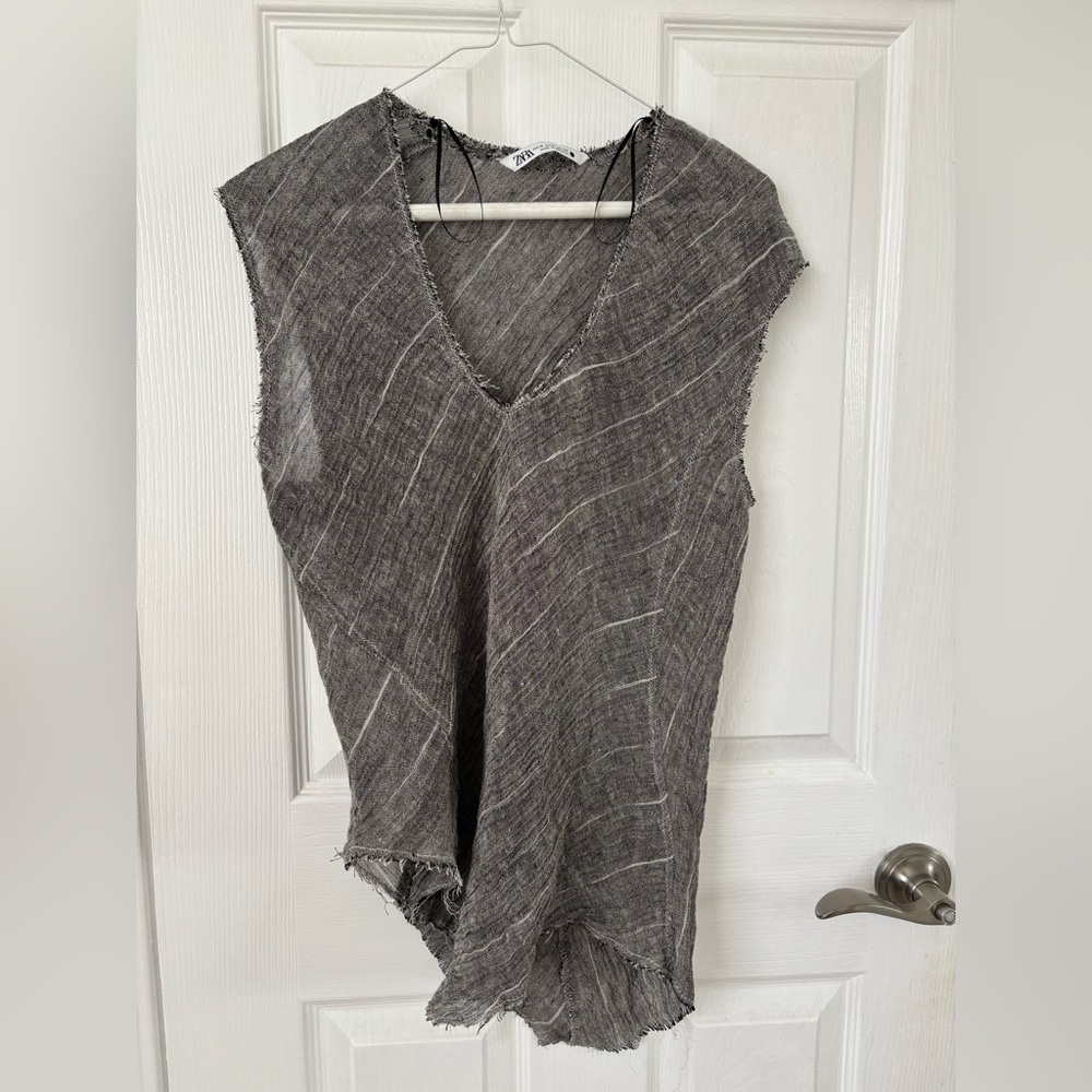 Women’s Zara Grey Linen Asymmetrical Textured Top